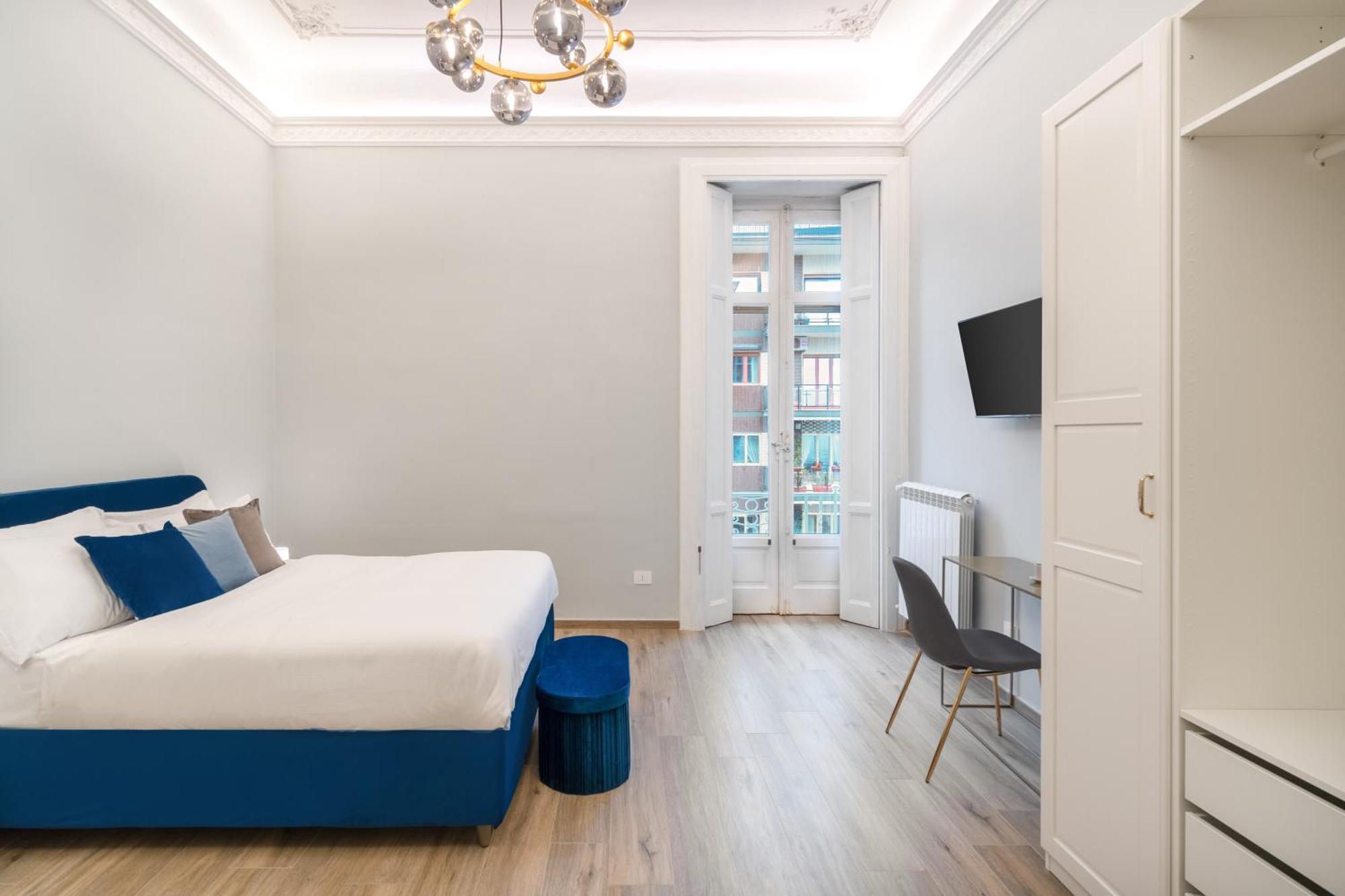 Palazzo Galeoni Luxury Suites Σαλέρνο Εξωτερικό φωτογραφία