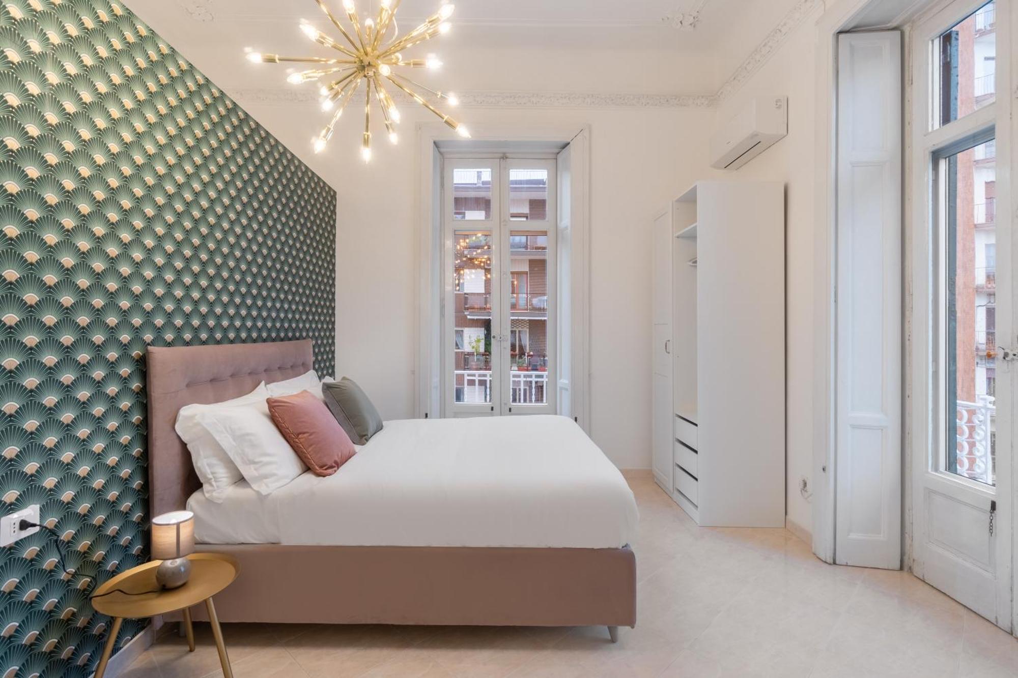 Palazzo Galeoni Luxury Suites Σαλέρνο Εξωτερικό φωτογραφία