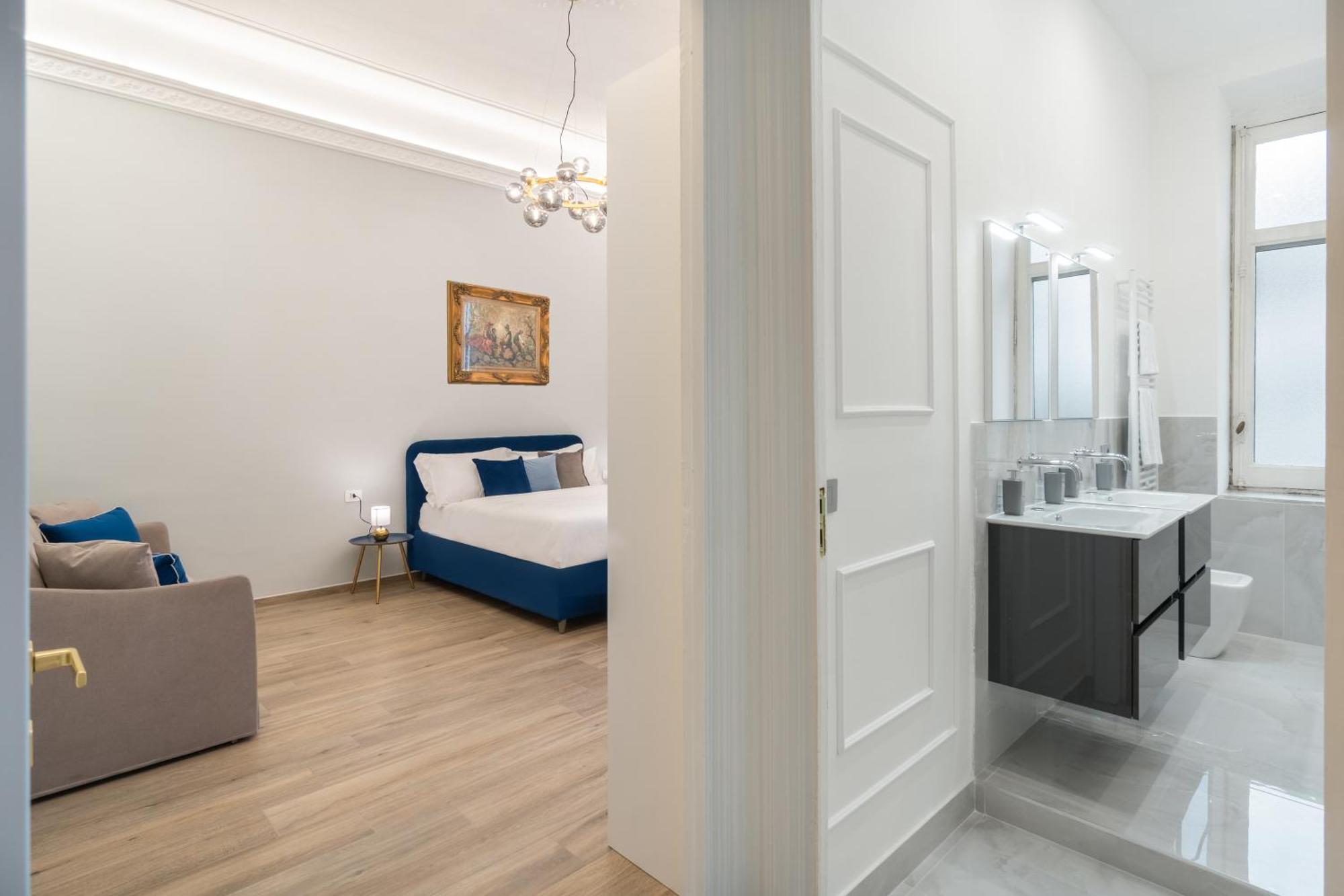 Palazzo Galeoni Luxury Suites Σαλέρνο Εξωτερικό φωτογραφία